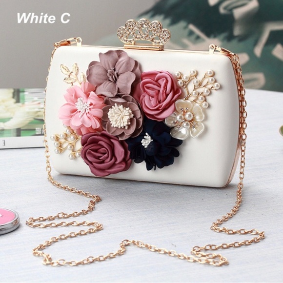 Pearls & Flower Evening Bag /Banquet Clutch/Wedding Purse - Picture 4 of 7